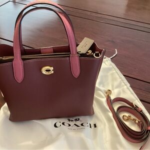 Coach Willow 24 colorblock burdundy maroon